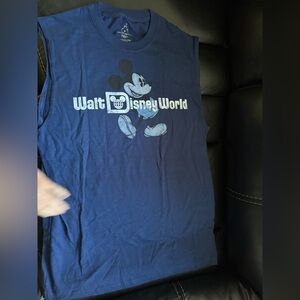 Walt Disney World Mickey Mouse Muscle Tank Top Sleeveless men NWOT Medium M Blue